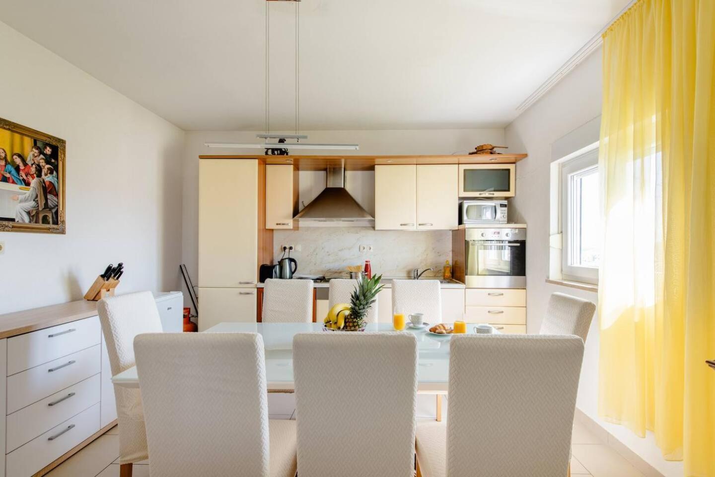 ソリンApartman Jamアパートメント エクステリア 写真