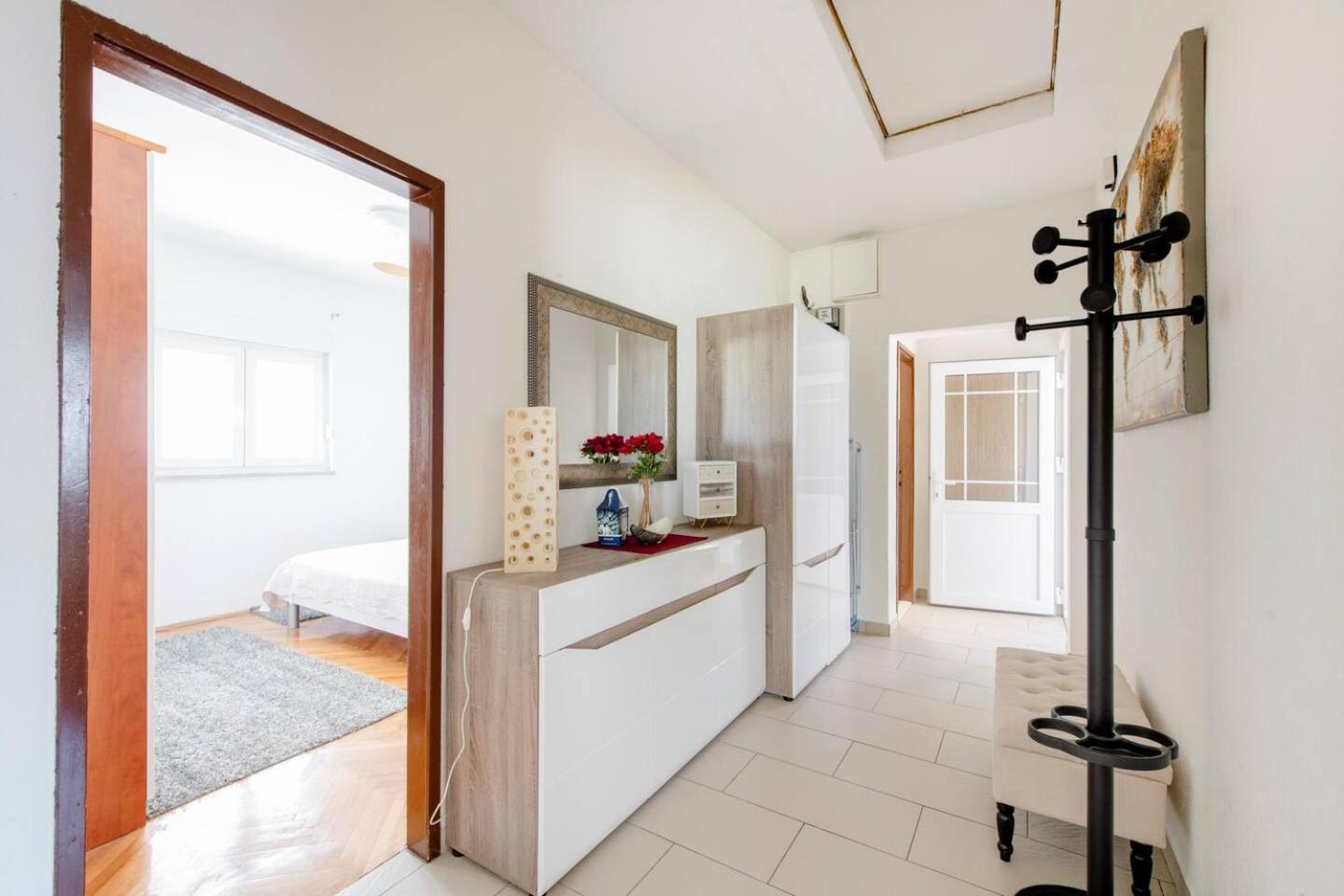 ソリンApartman Jamアパートメント 部屋 写真